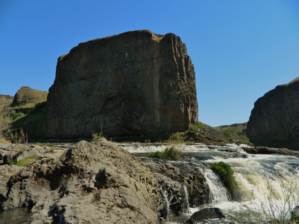 The Castle is a giant rockface overlooking the Upper Palouse Falls, which you can see on the right side of this photo.